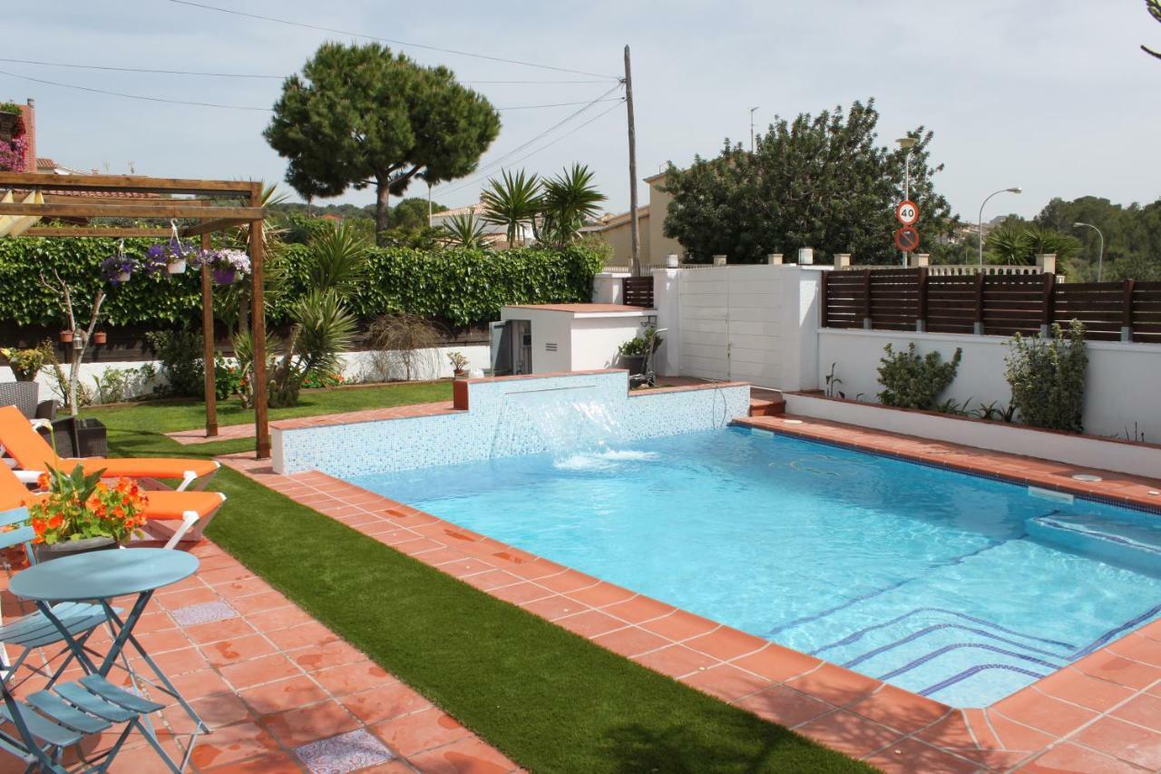 Villa Habana El Vendrell Exterior photo