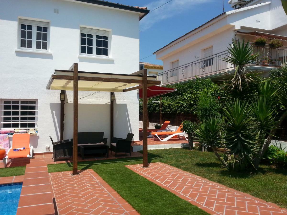 Villa Habana El Vendrell Exterior photo