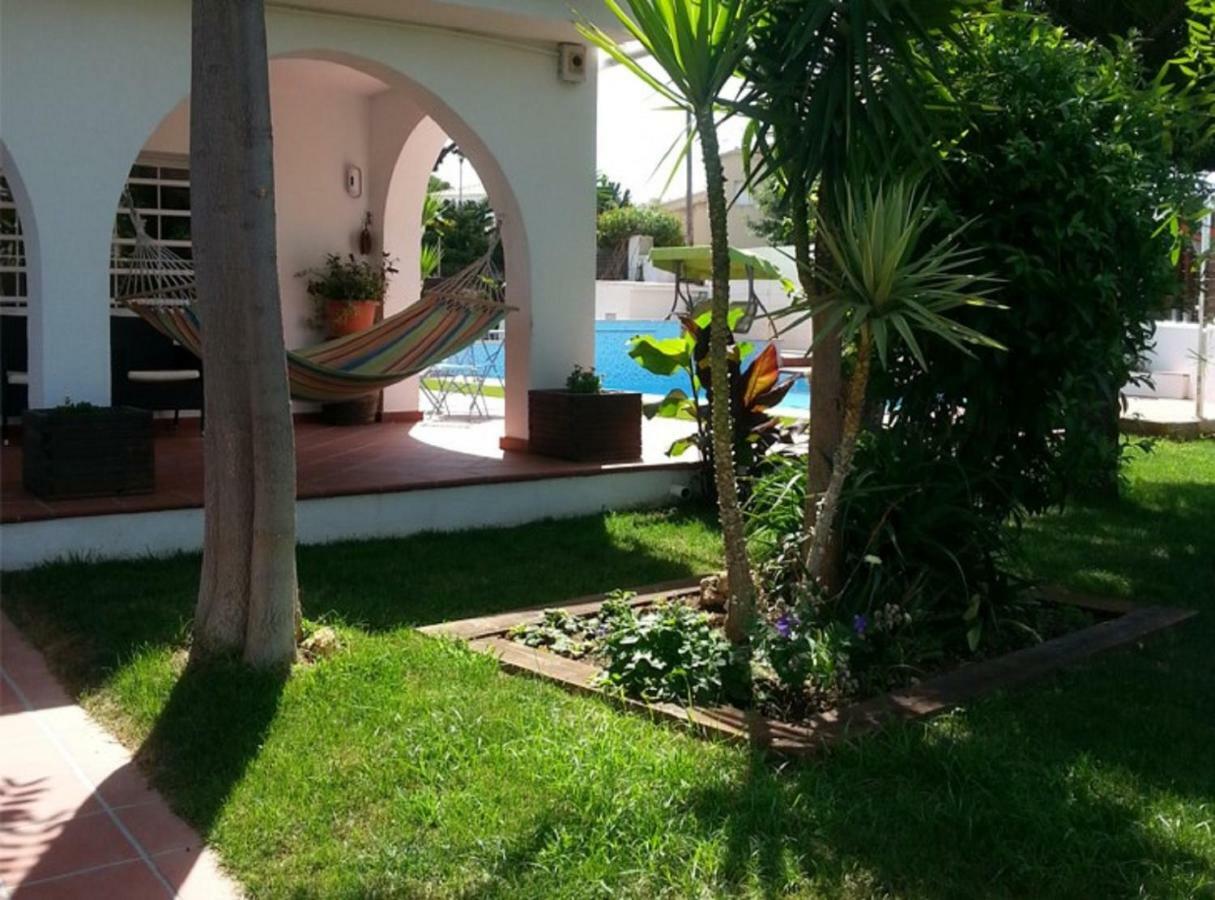 Villa Habana El Vendrell Exterior photo